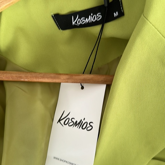 Chartreuse cropped Blazer from Kosmios. - Picture 2 of 4